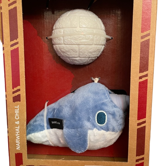 Bark Box Super Chewer Narwhal & Chill Rubber Wacky Bounce Igloo & Plush Dog Toy - Picture 1 of 1